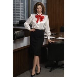 80’s Style Le Truc Vintage Women’s Blouse Size M Ivory Satin Long Sleeve